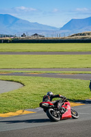 anglesey-no-limits-trackday;anglesey-photographs;anglesey-trackday-photographs;enduro-digital-images;event-digital-images;eventdigitalimages;no-limits-trackdays;peter-wileman-photography;racing-digital-images;trac-mon;trackday-digital-images;trackday-photos;ty-croes